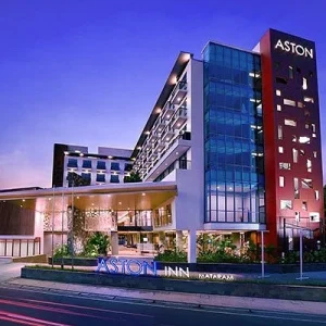 Aston Hotel